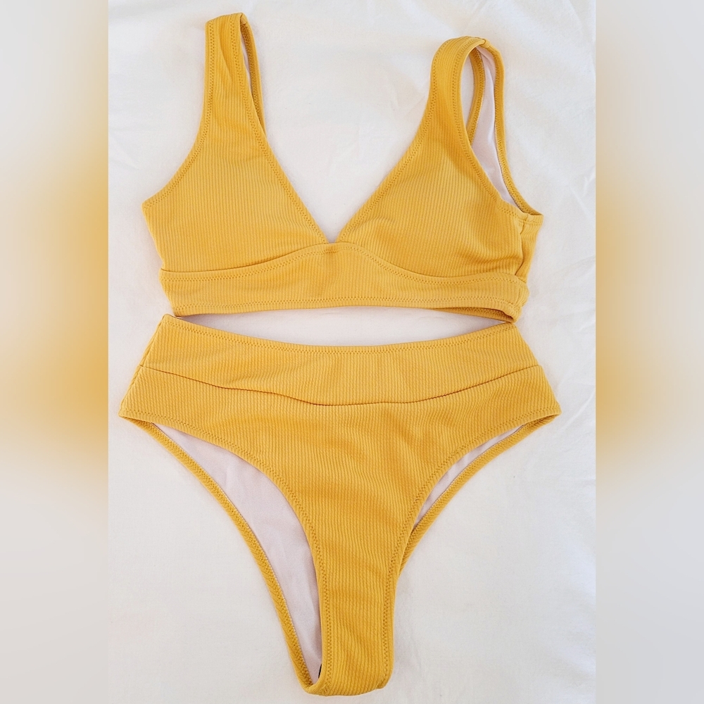 Shein Yellow Bikini Size Small NWOT
